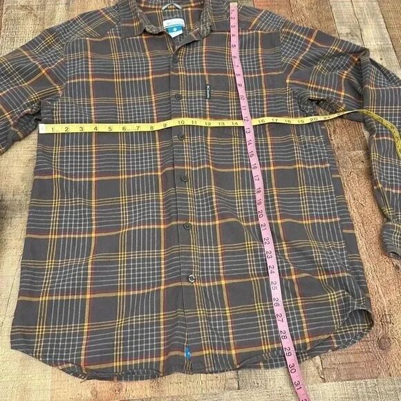 Men’s Columbia Omni-Wick Button Up Flannel Shirt - Picture 3 of 8
